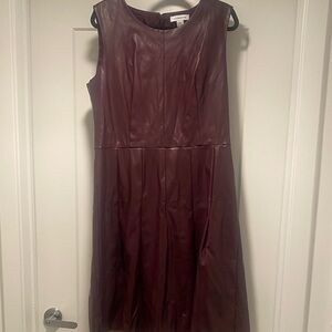 Elegant Burgundy Sleeveless Dress